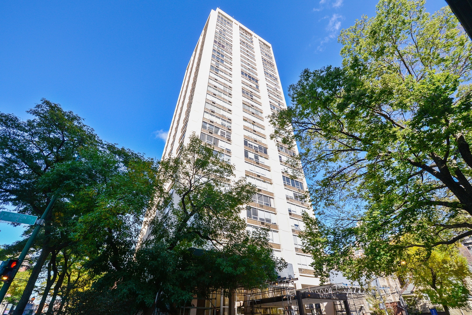 70 W Burton Place Unit: 1108