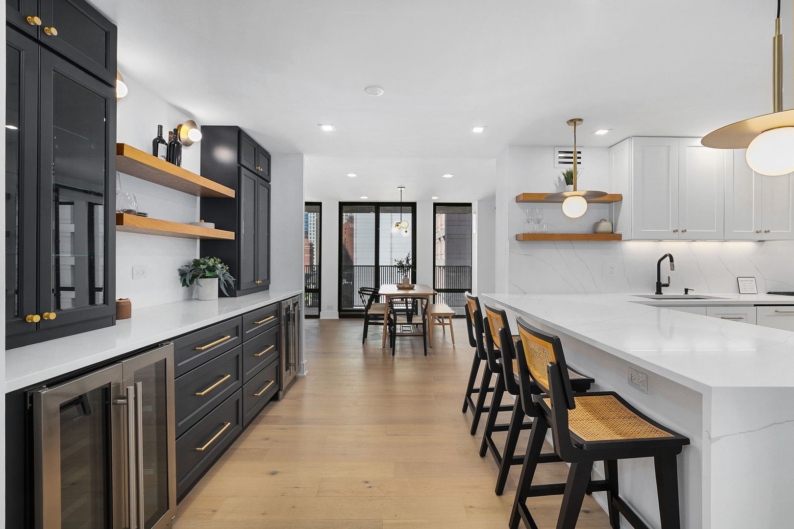 200 E Delaware Place Unit: 13F