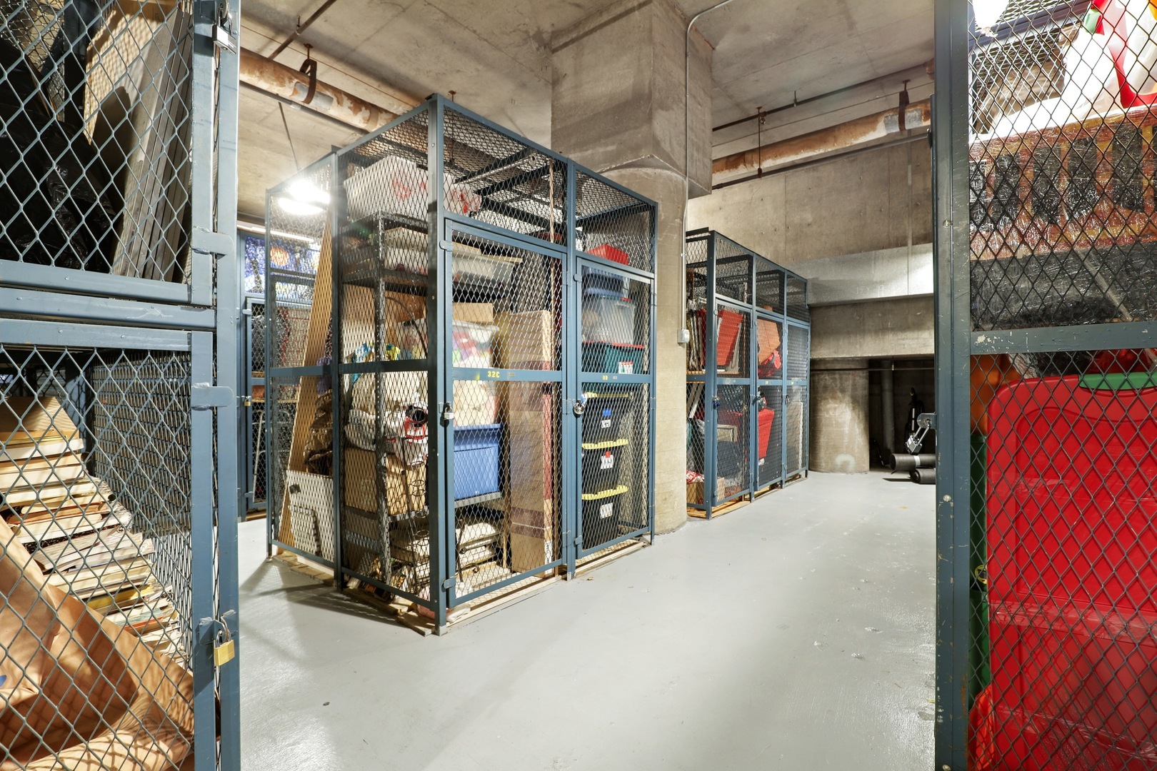 200 E Delaware Place Unit: 13F