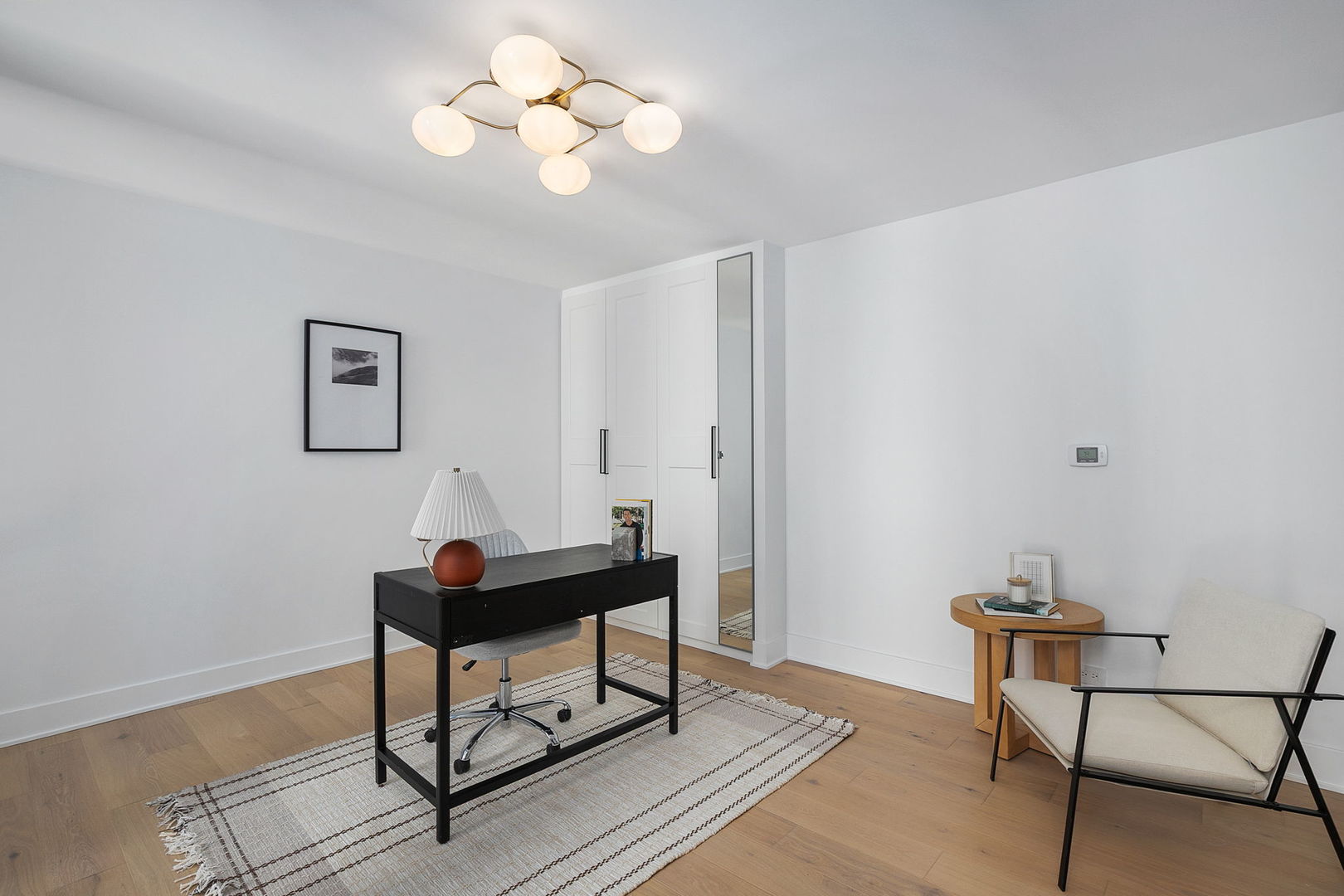 200 E Delaware Place Unit: 13F