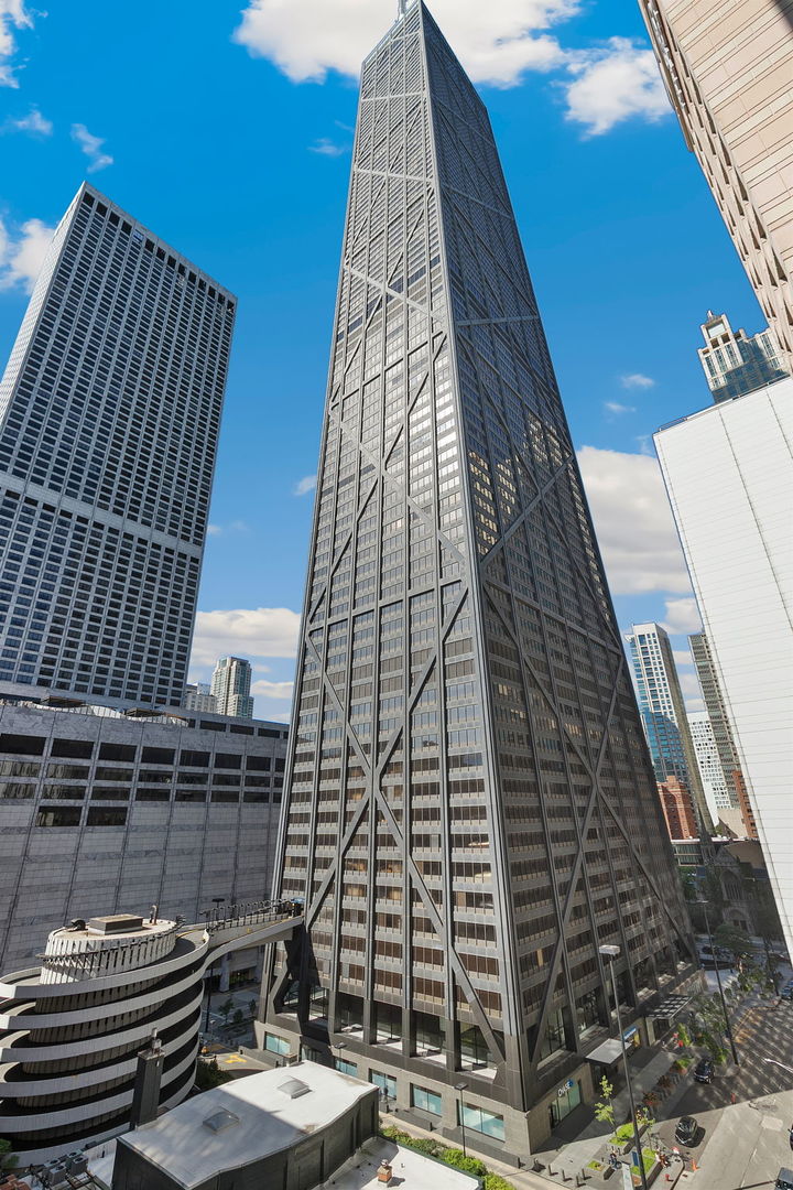 200 E Delaware Place Unit: 13F