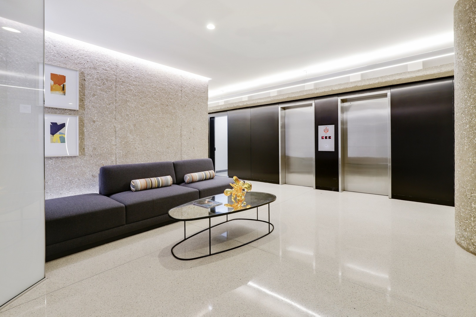 200 E Delaware Place Unit: 13F