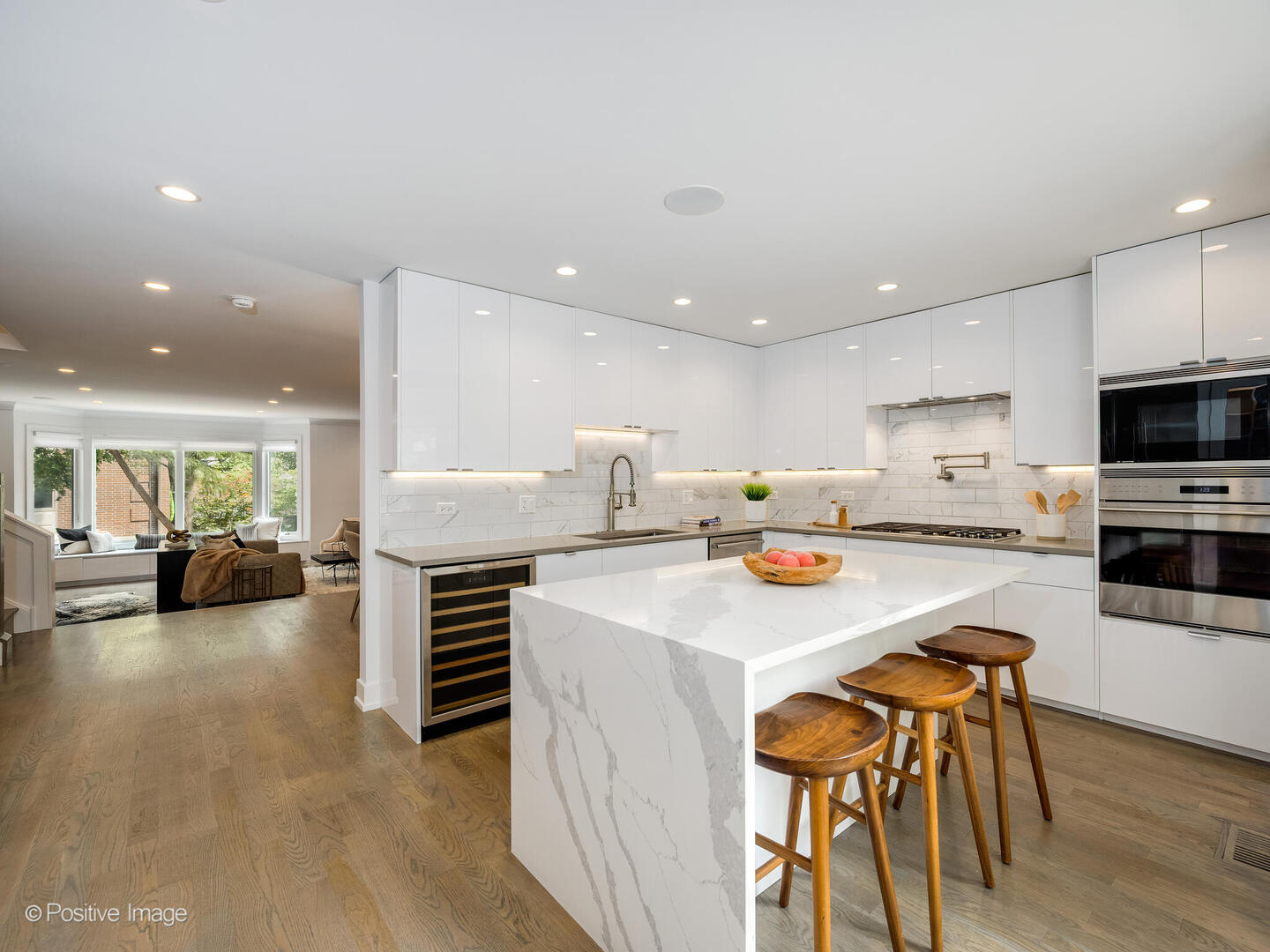 55 W Goethe Street Unit: 1240