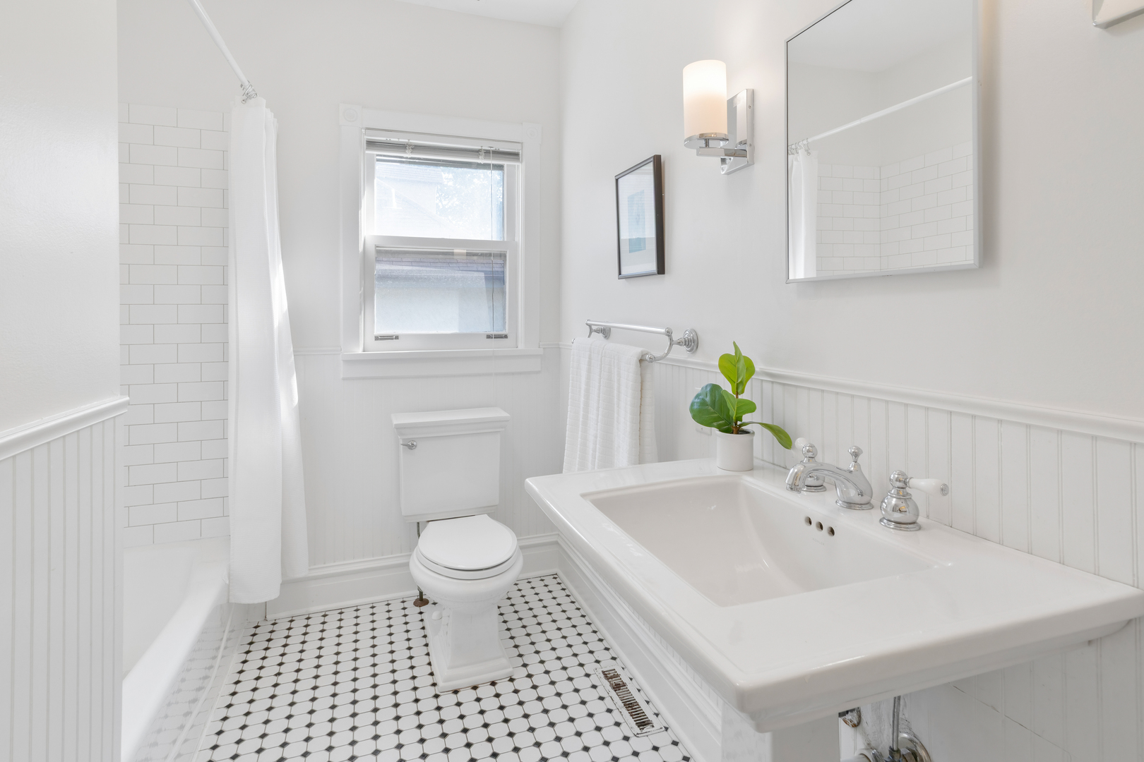 315 S Scoville Avenue