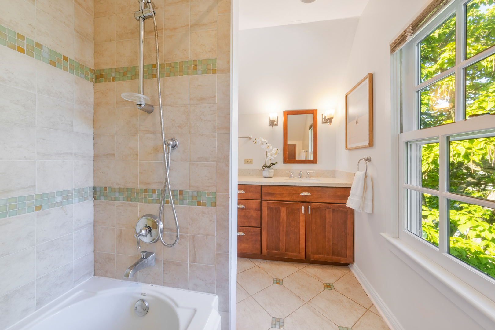 315 S Scoville Avenue