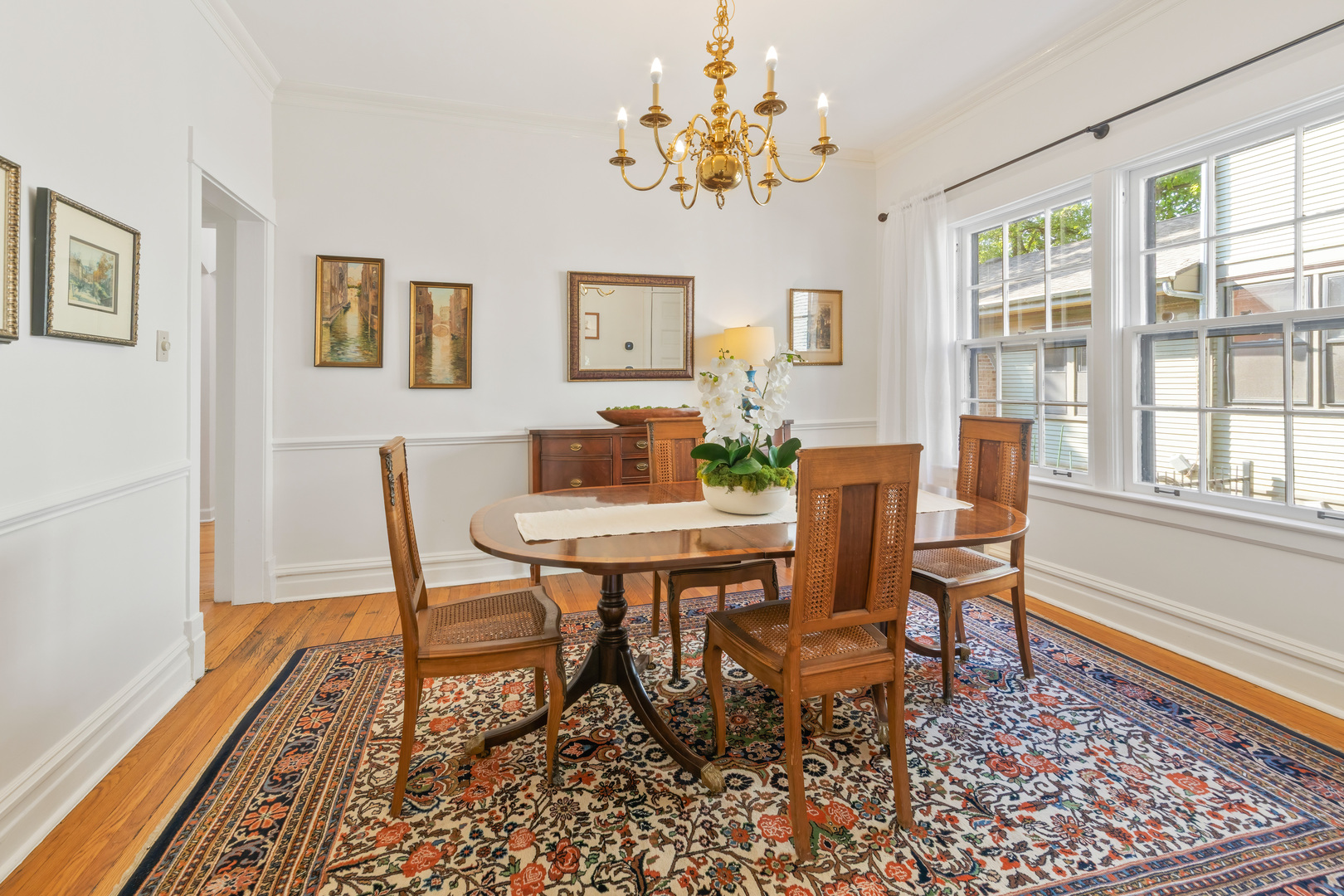 315 S Scoville Avenue