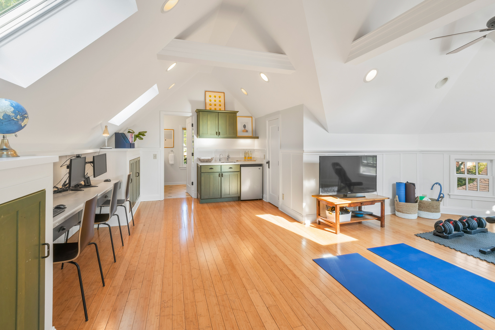 315 S Scoville Avenue