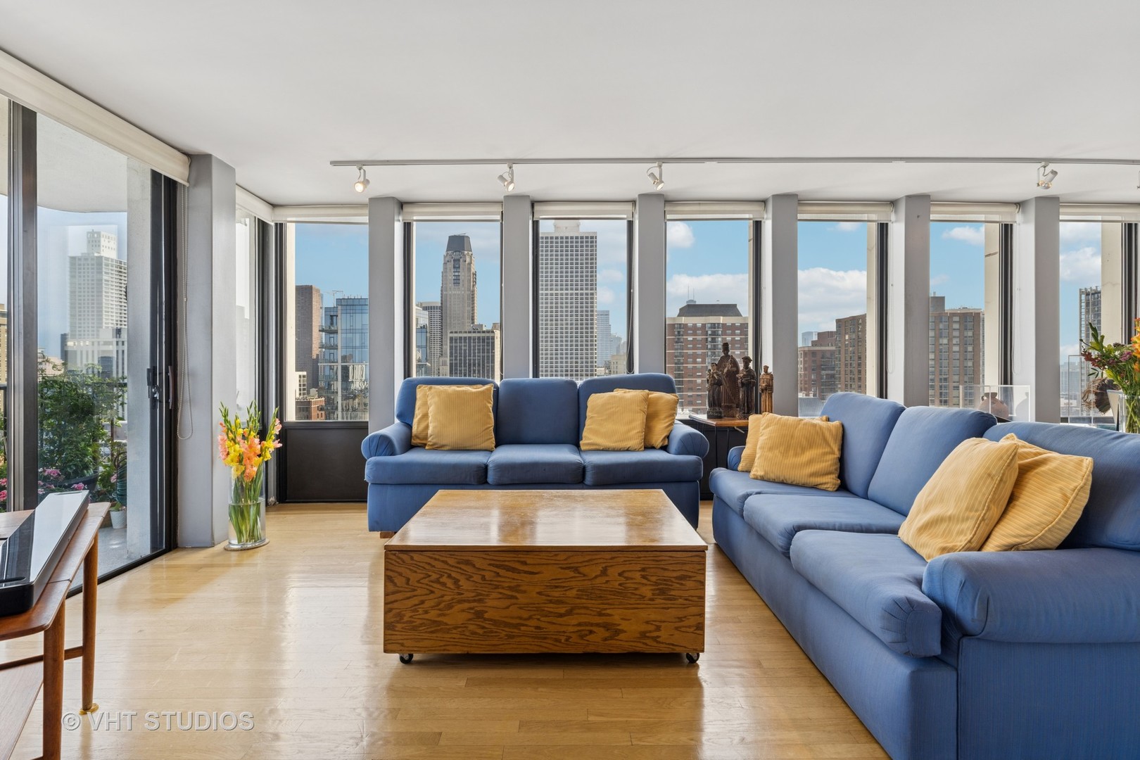 1230 N State Parkway Unit: 27A