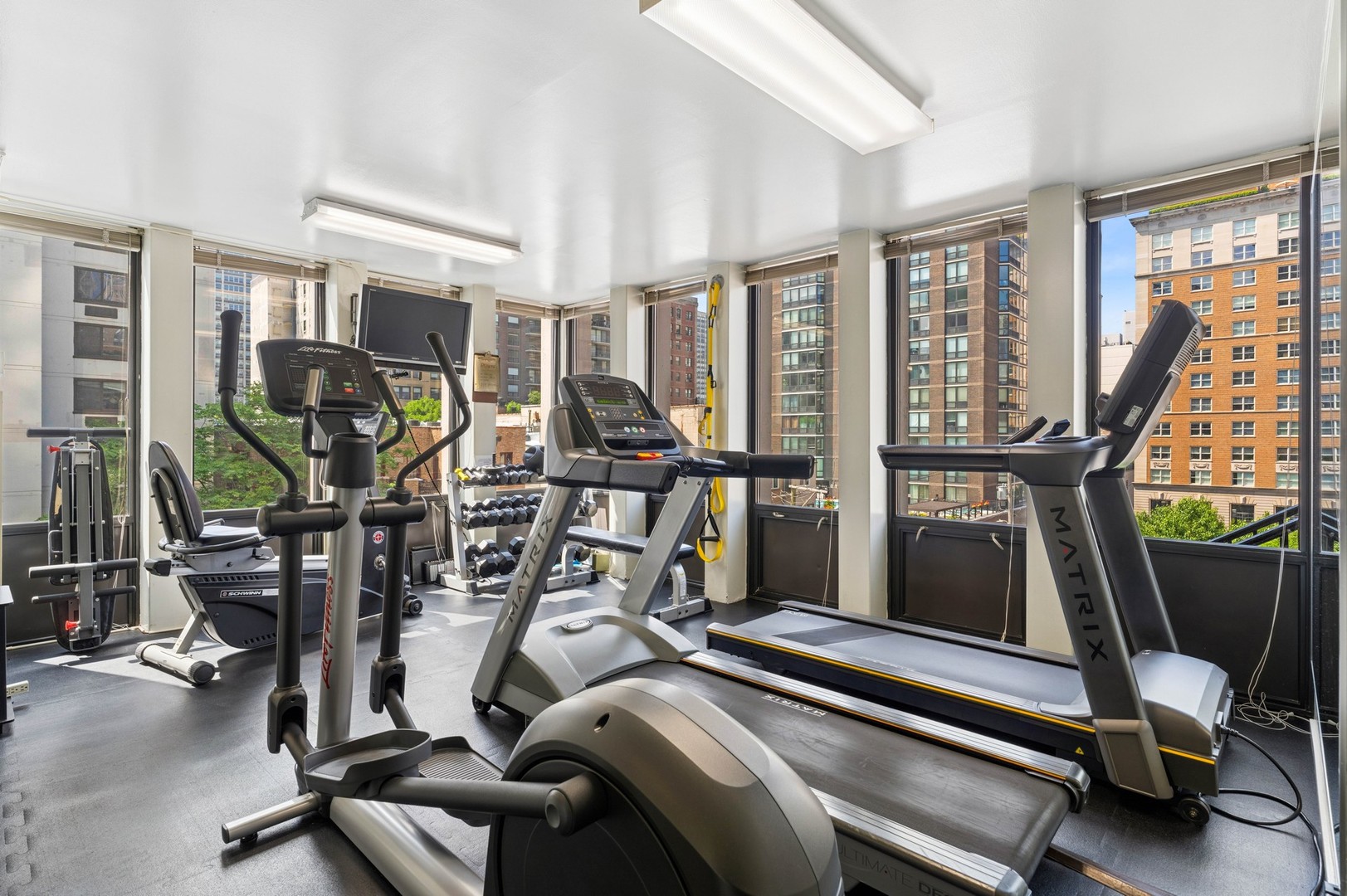 1230 N State Parkway Unit: 27A