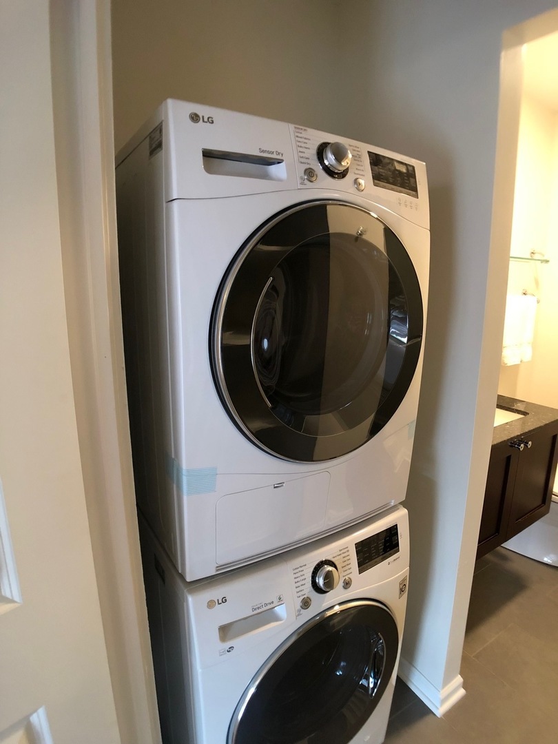 3700 N Lake Shore Drive Unit: 307