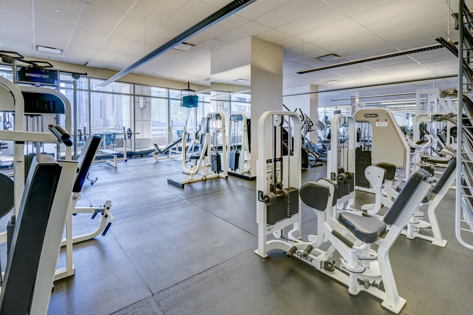 333 N Canal Street Unit: 3604