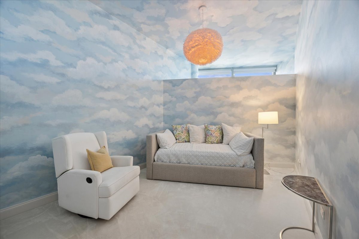 333 N Canal Street Unit: 3604