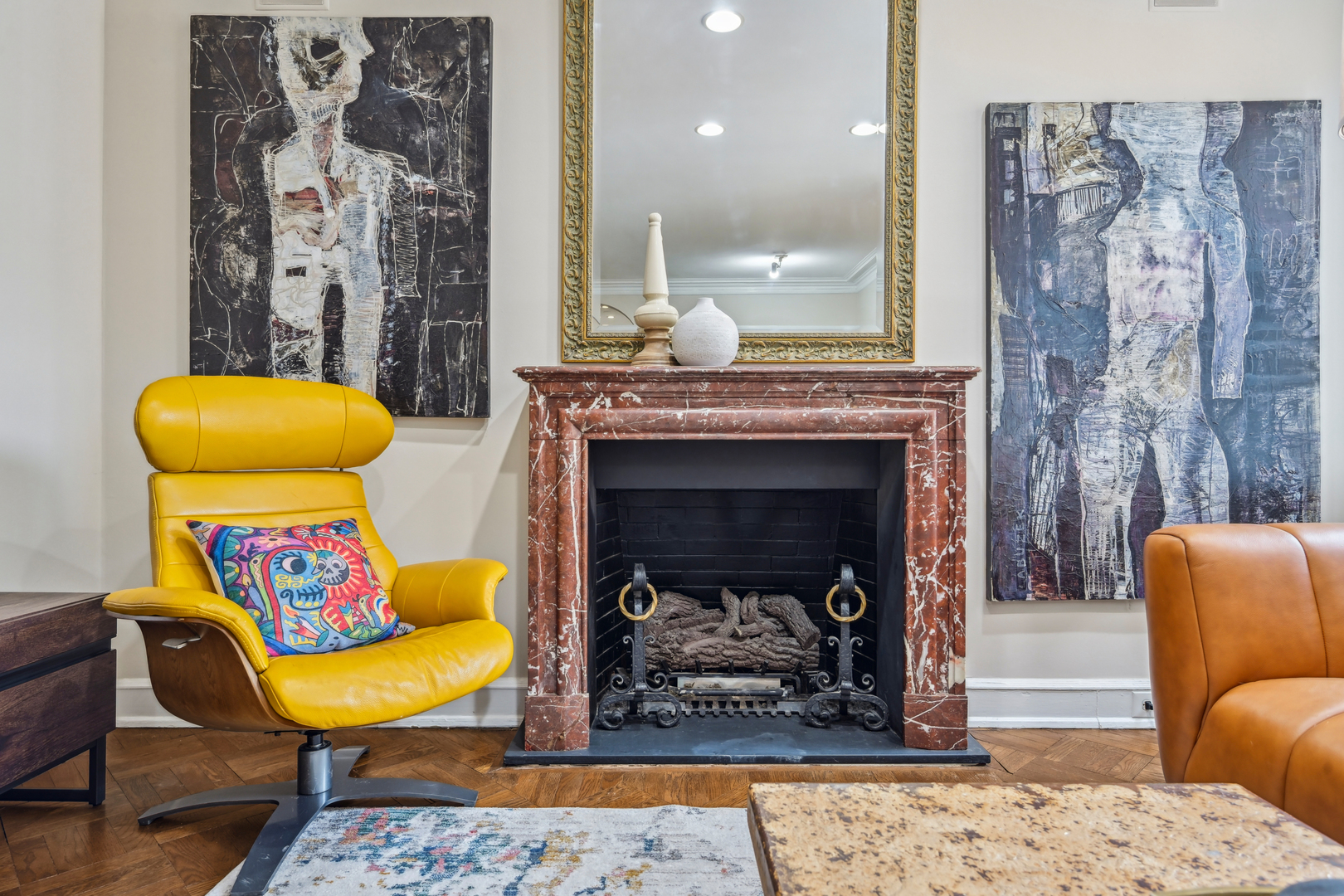 73 E ELM Street Unit: 12D