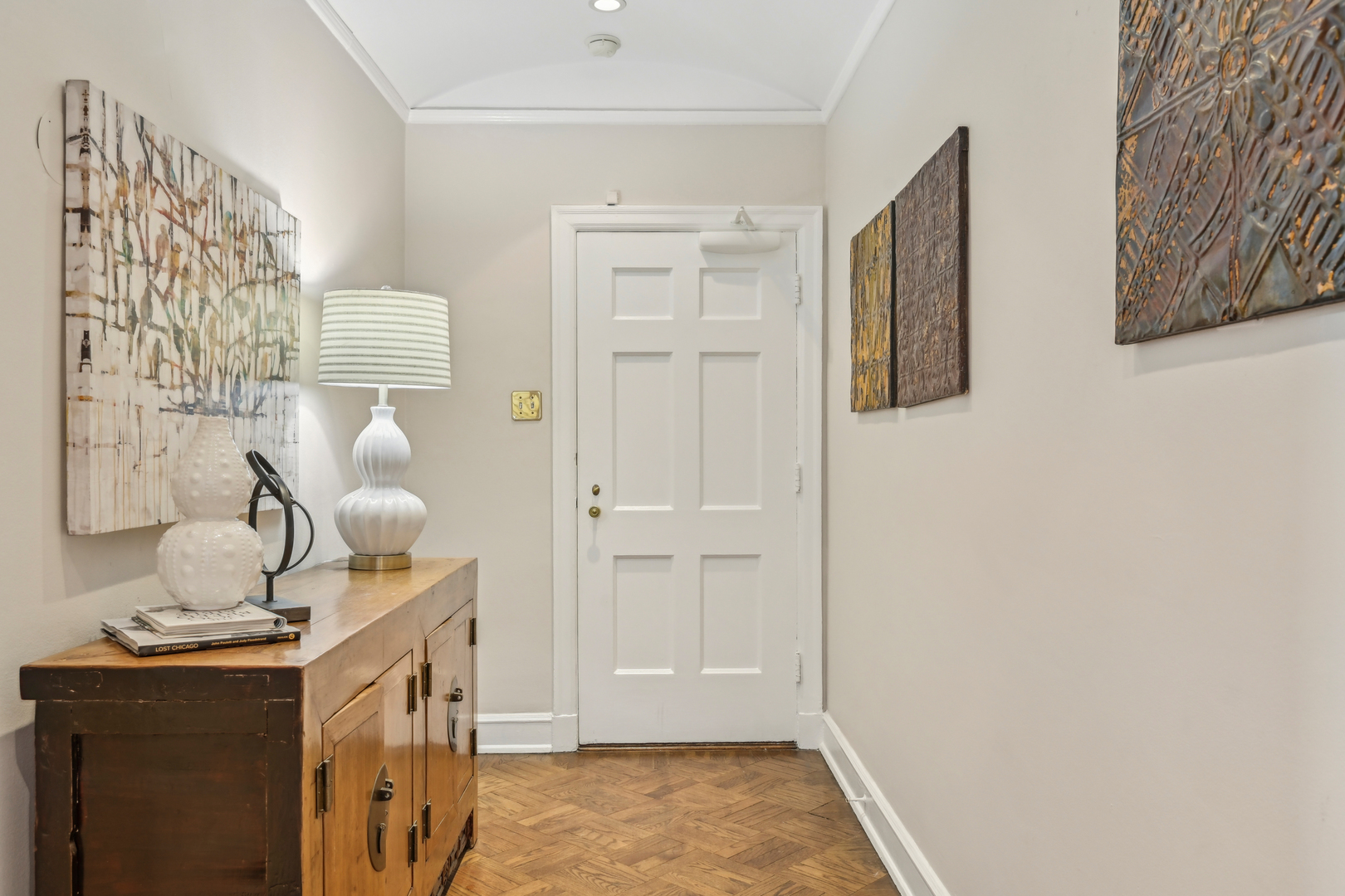 73 E ELM Street Unit: 12D