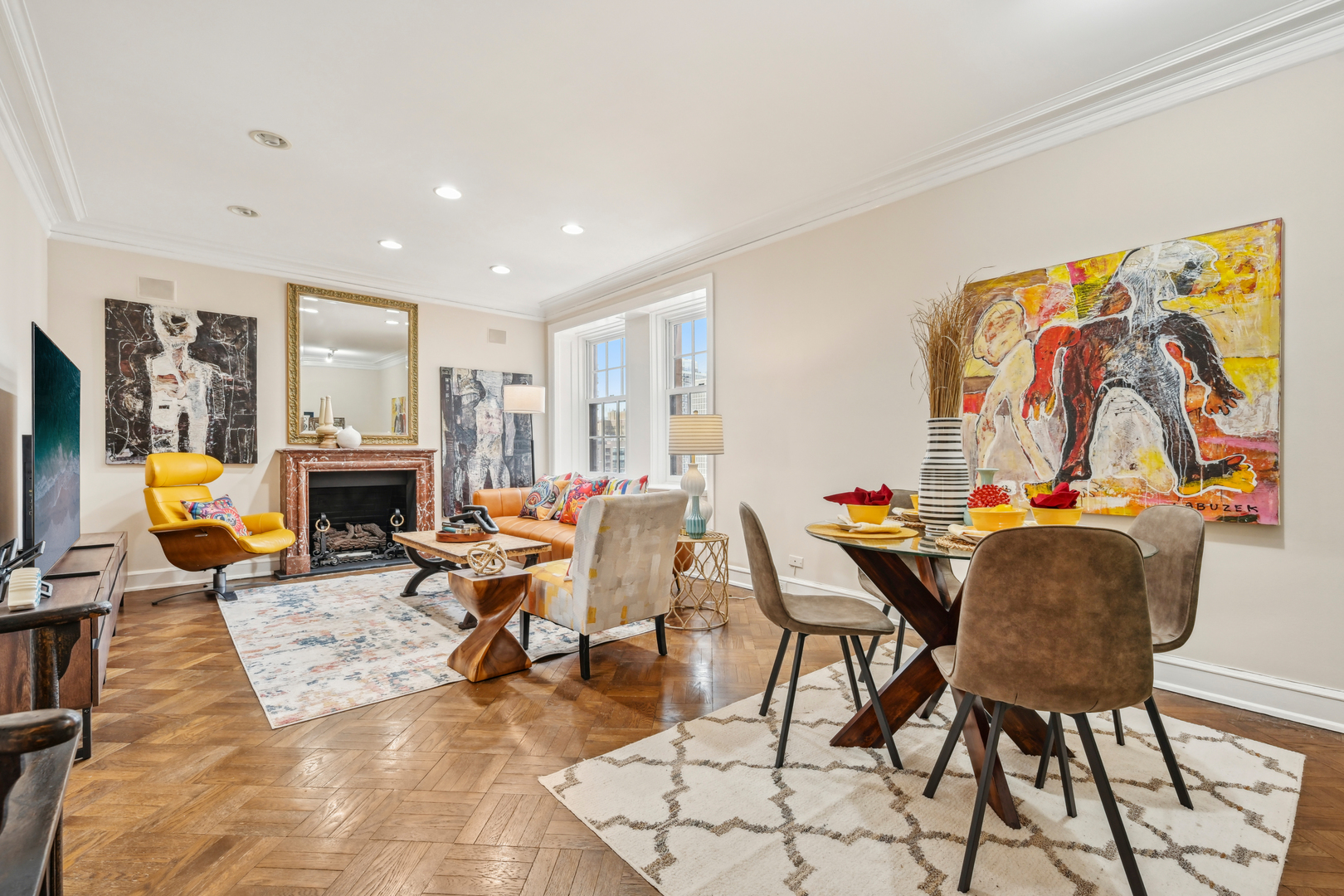 73 E ELM Street Unit: 12D