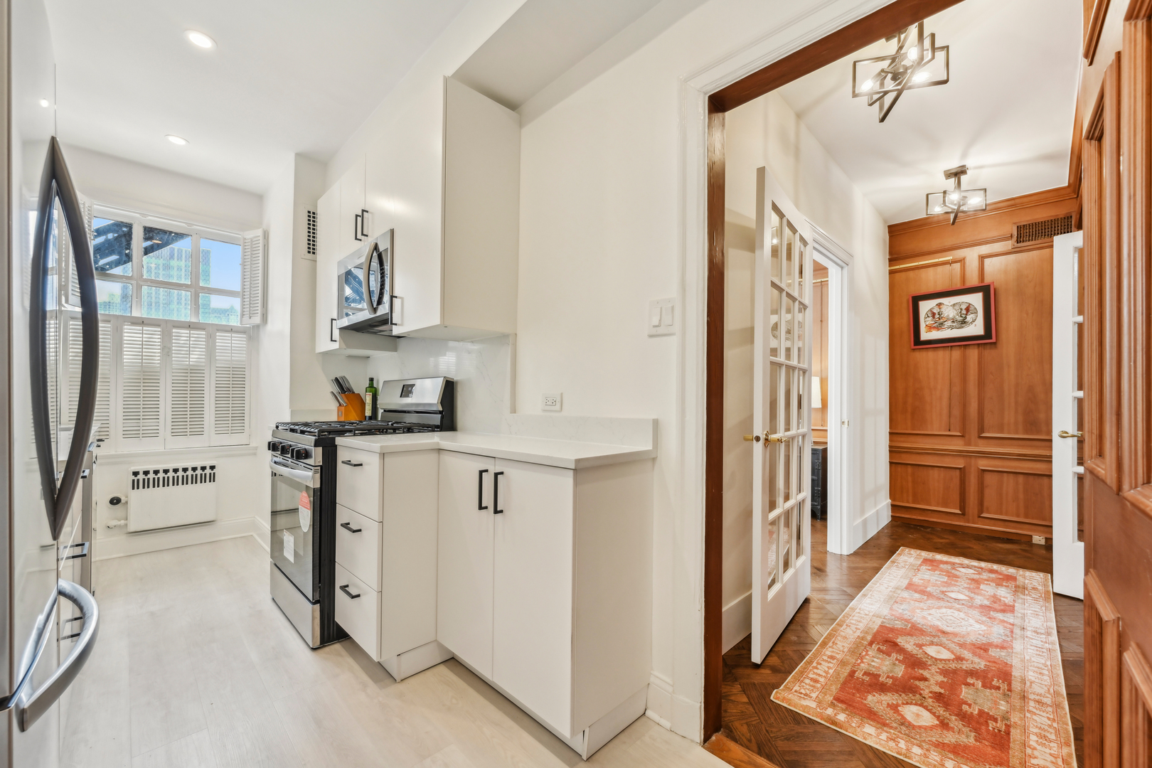 73 E ELM Street Unit: 12D