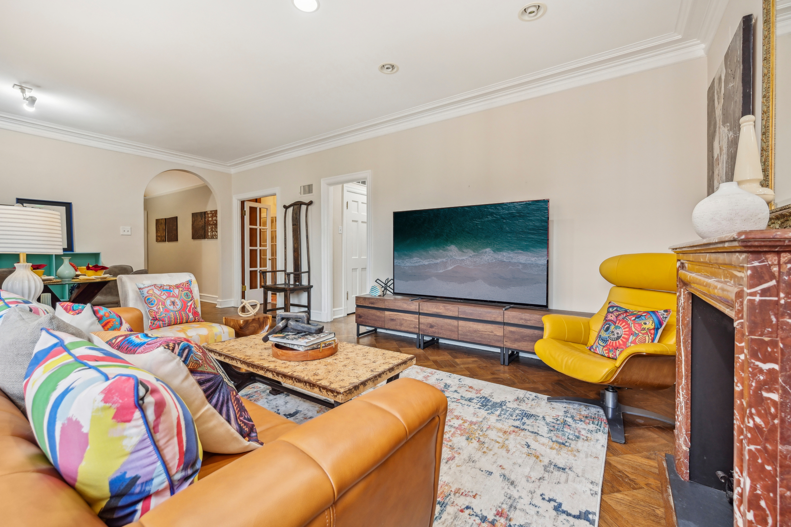 73 E ELM Street Unit: 12D