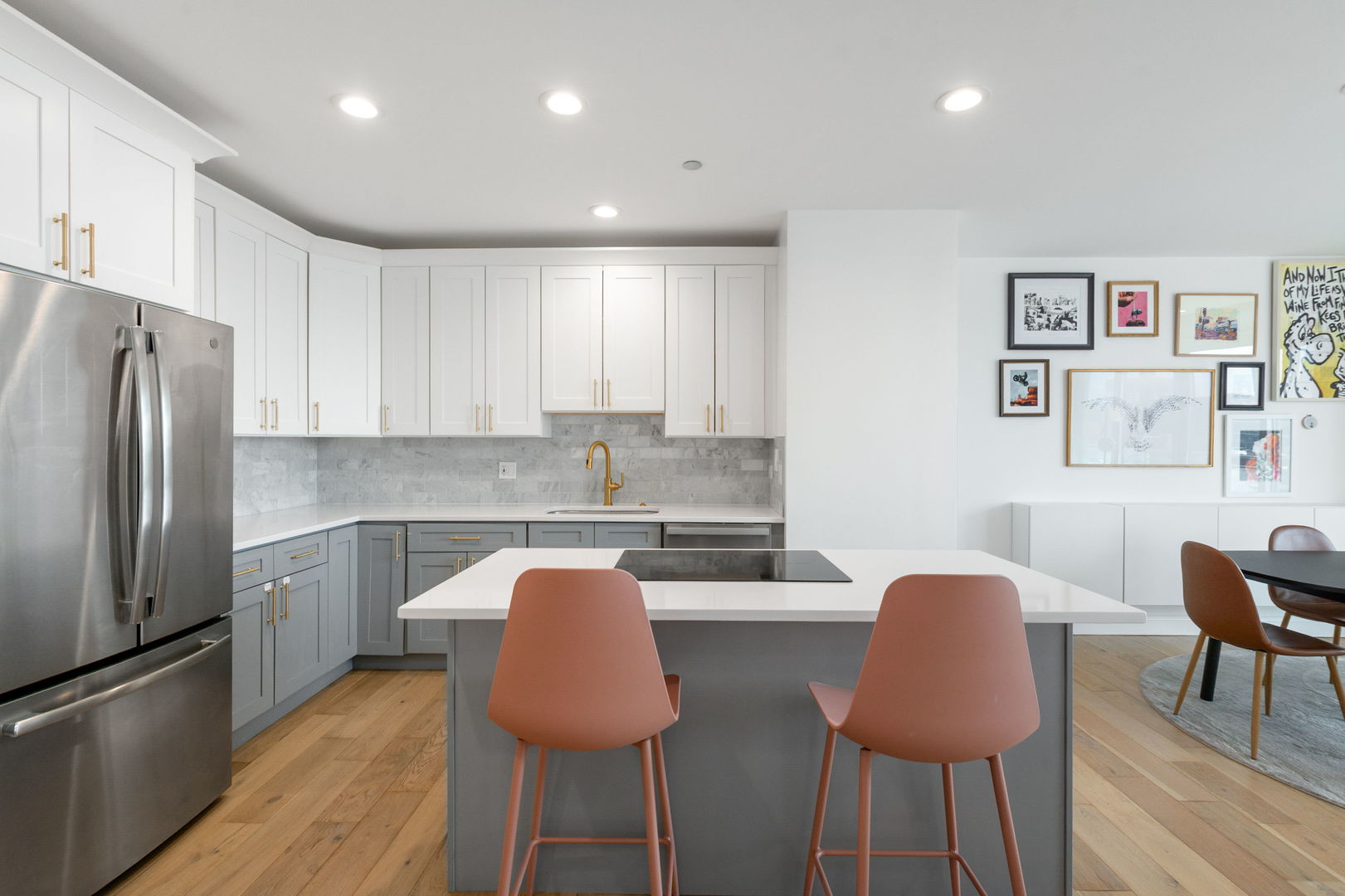 737 W Washington Boulevard Unit: 1110