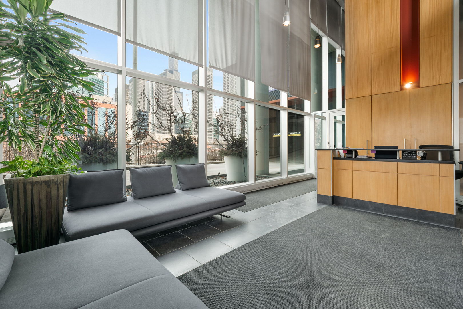 737 W Washington Boulevard Unit: 1110