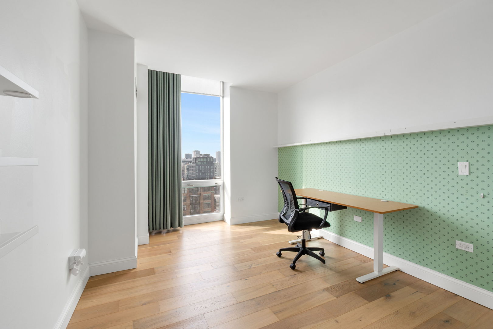 737 W Washington Boulevard Unit: 1110