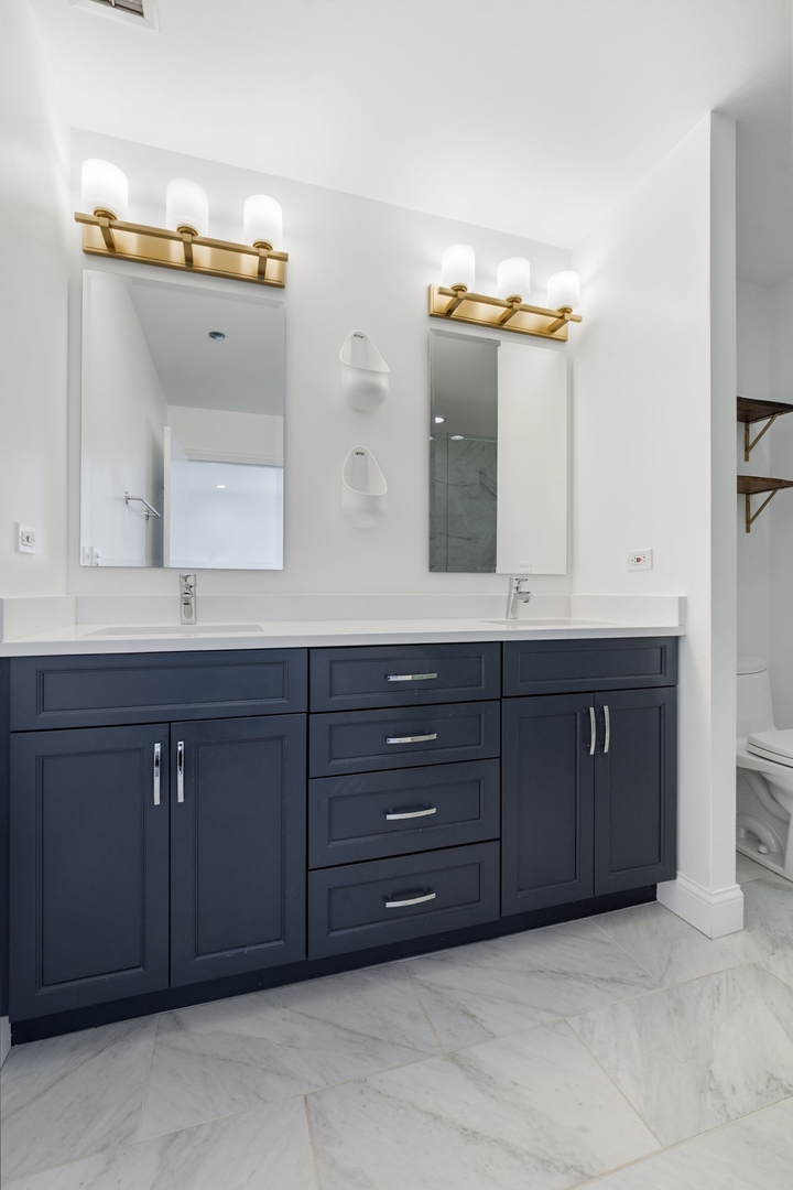 737 W Washington Boulevard Unit: 1110