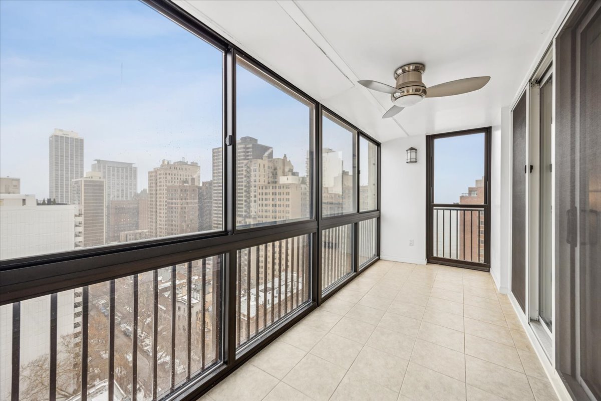 1 E Schiller Street Unit: 22A