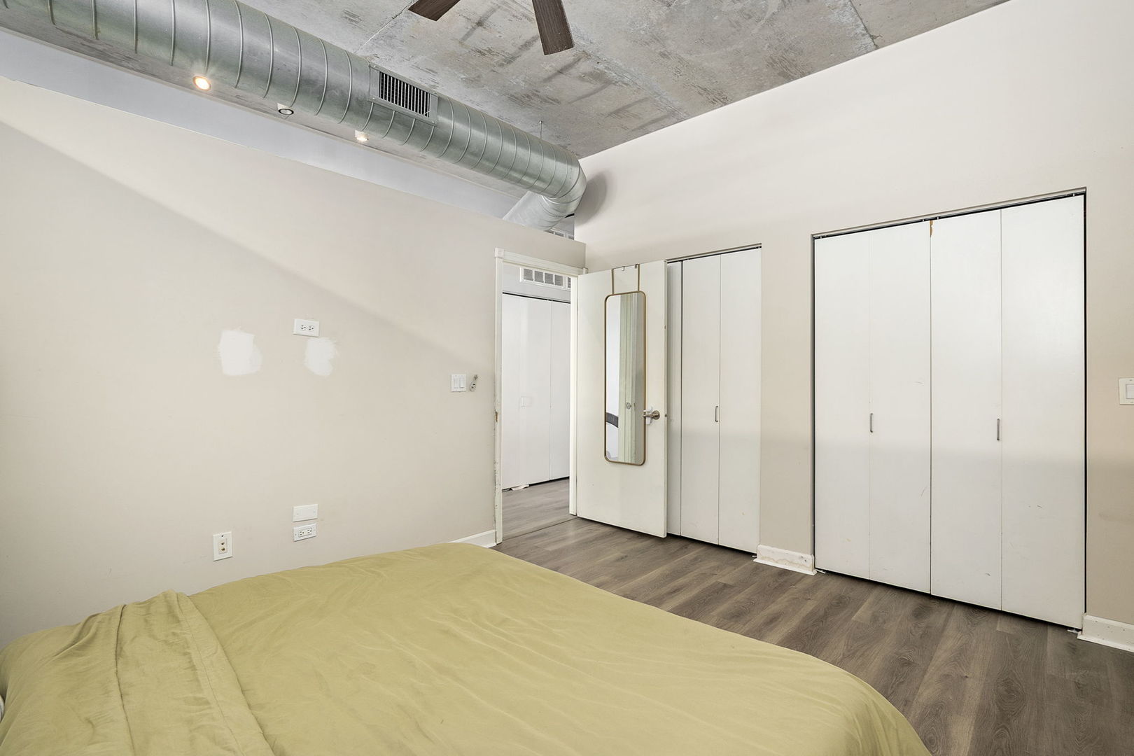1000 N Kingsbury Street Unit: 503