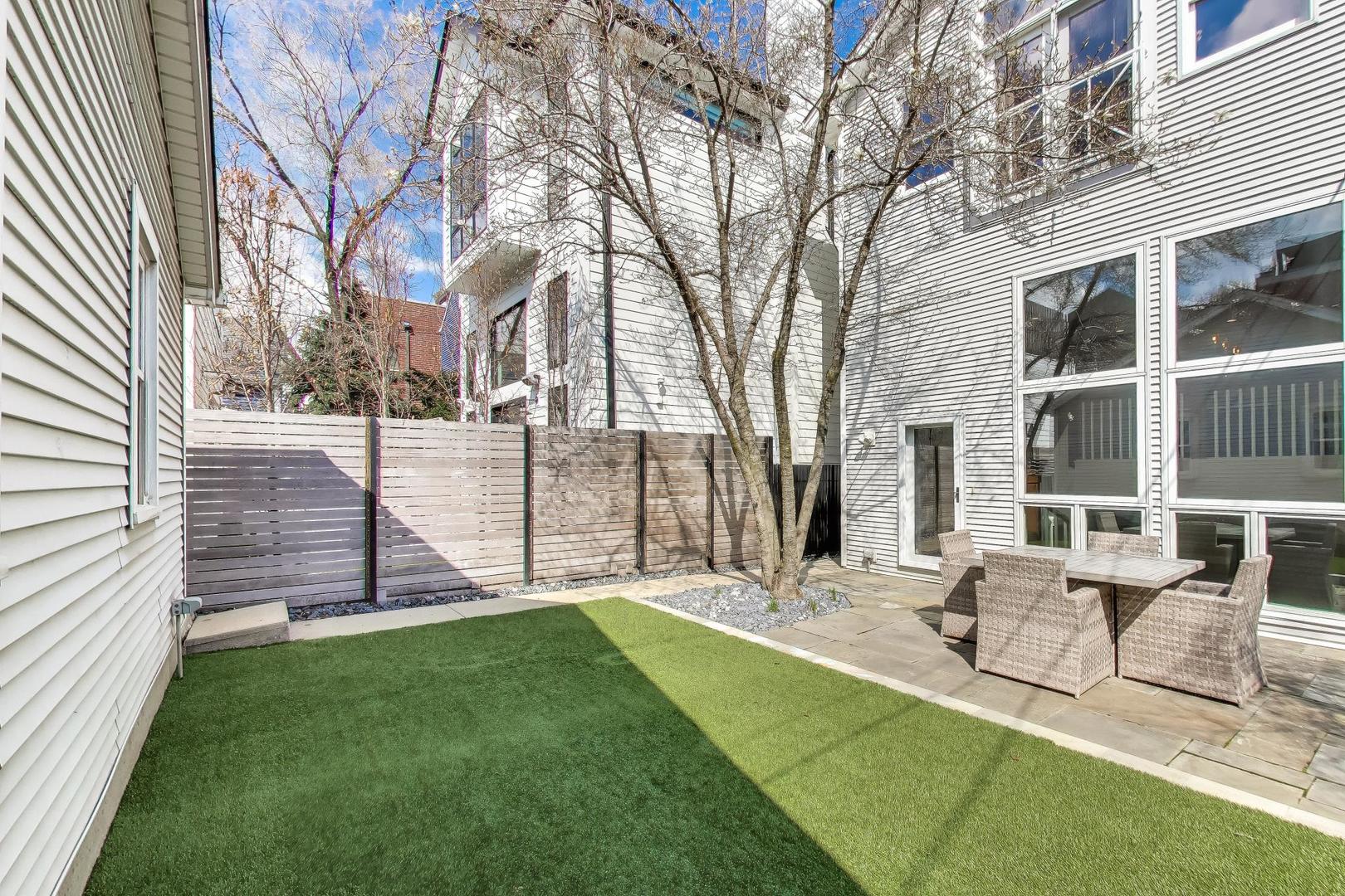 2720 N Magnolia Avenue
