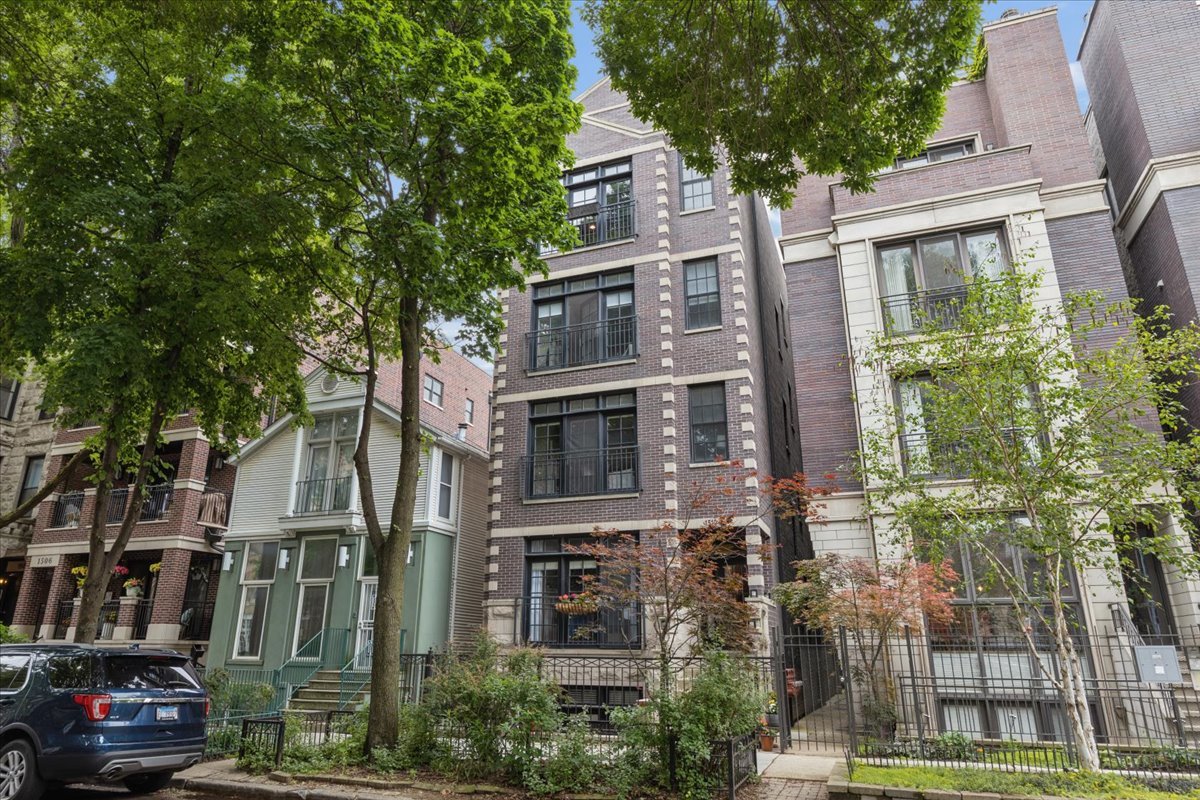 1510 N Cleveland Avenue Unit: 4