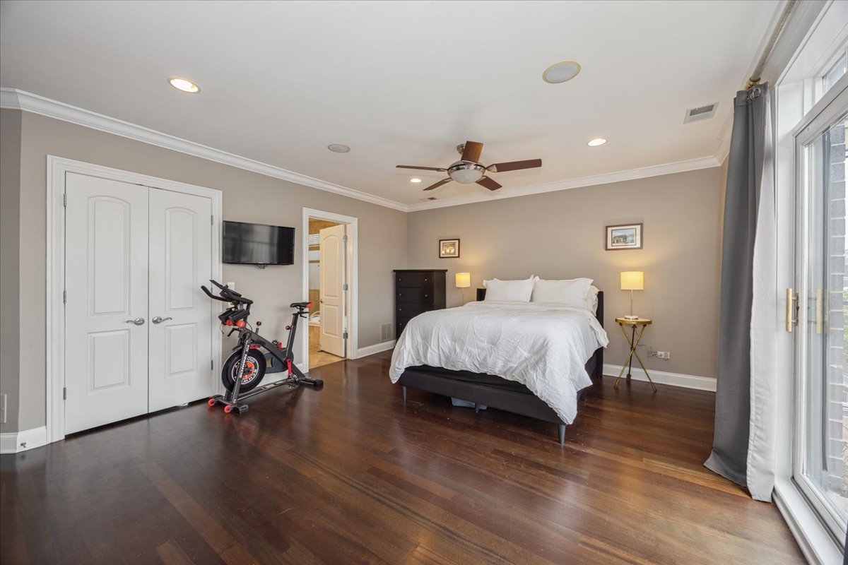 1510 N Cleveland Avenue Unit: 4