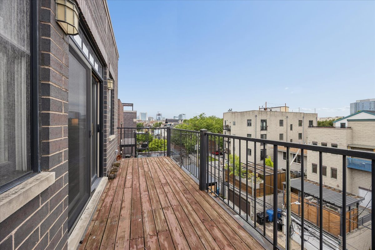 1510 N Cleveland Avenue Unit: 4