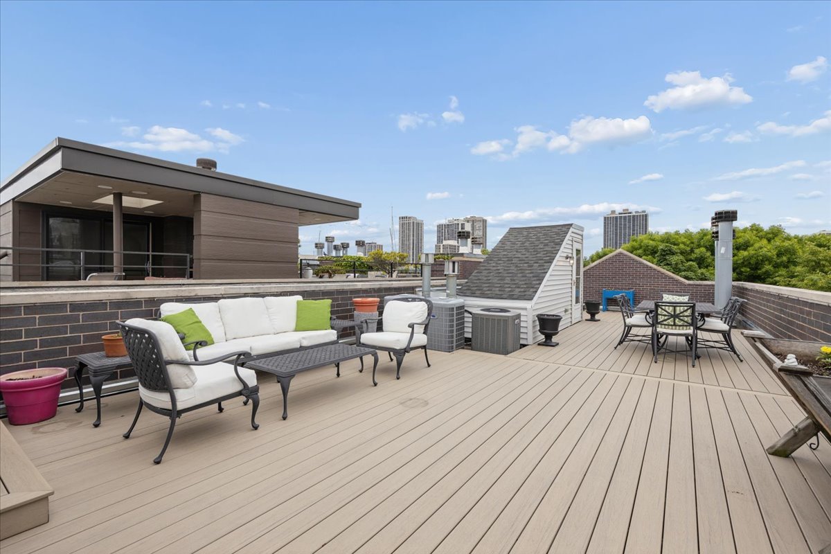 1510 N Cleveland Avenue Unit: 4