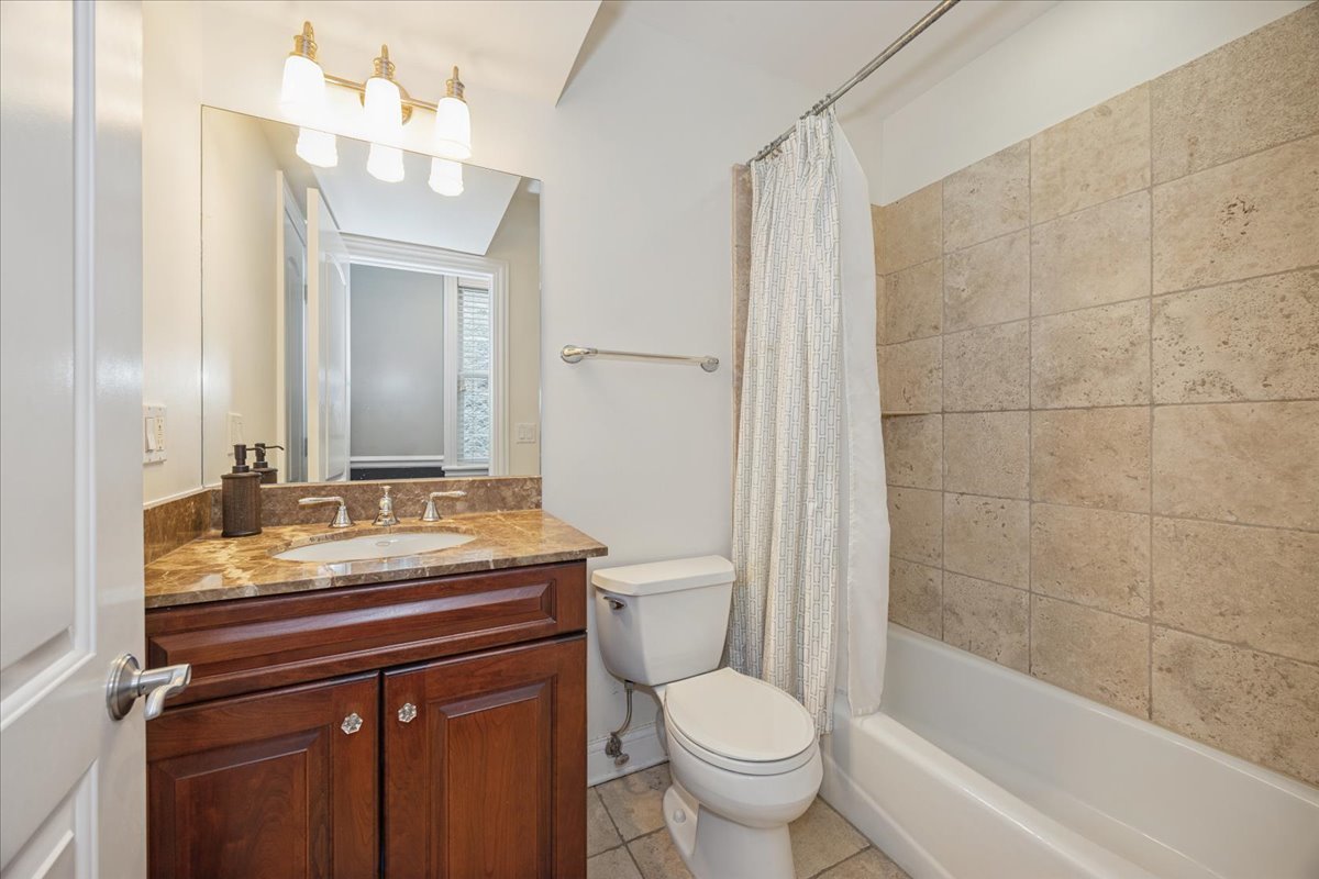 1510 N Cleveland Avenue Unit: 4