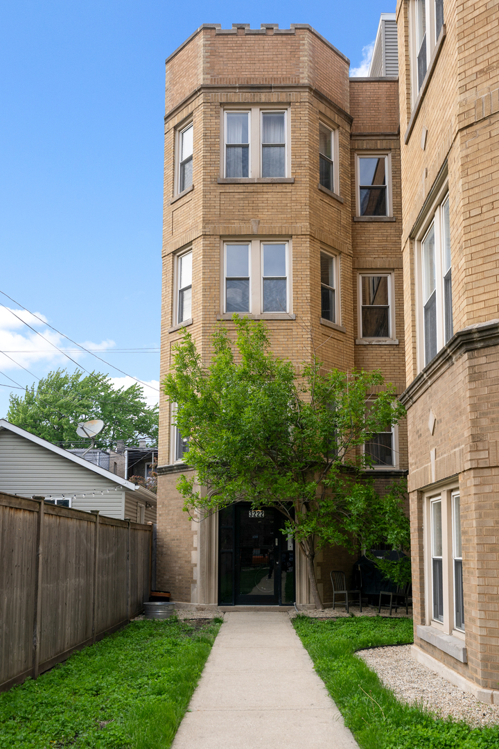 3222 W Beach Avenue Unit: GB