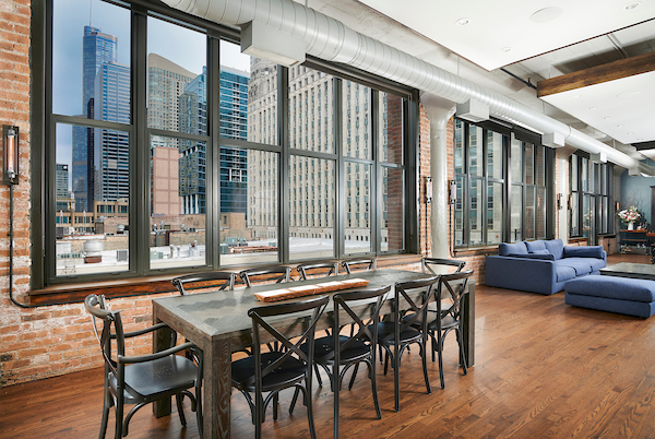 333 W HUBBARD Street Unit: 610-611