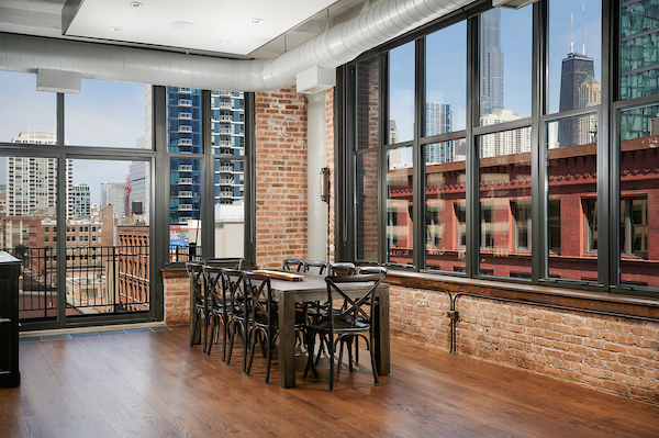 333 W HUBBARD Street Unit: 610-611