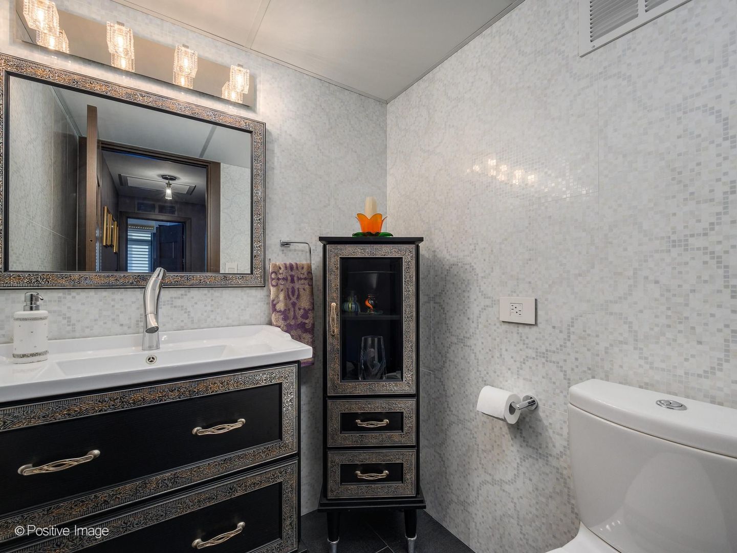 1040 N Lake Shore Drive Unit: 7C