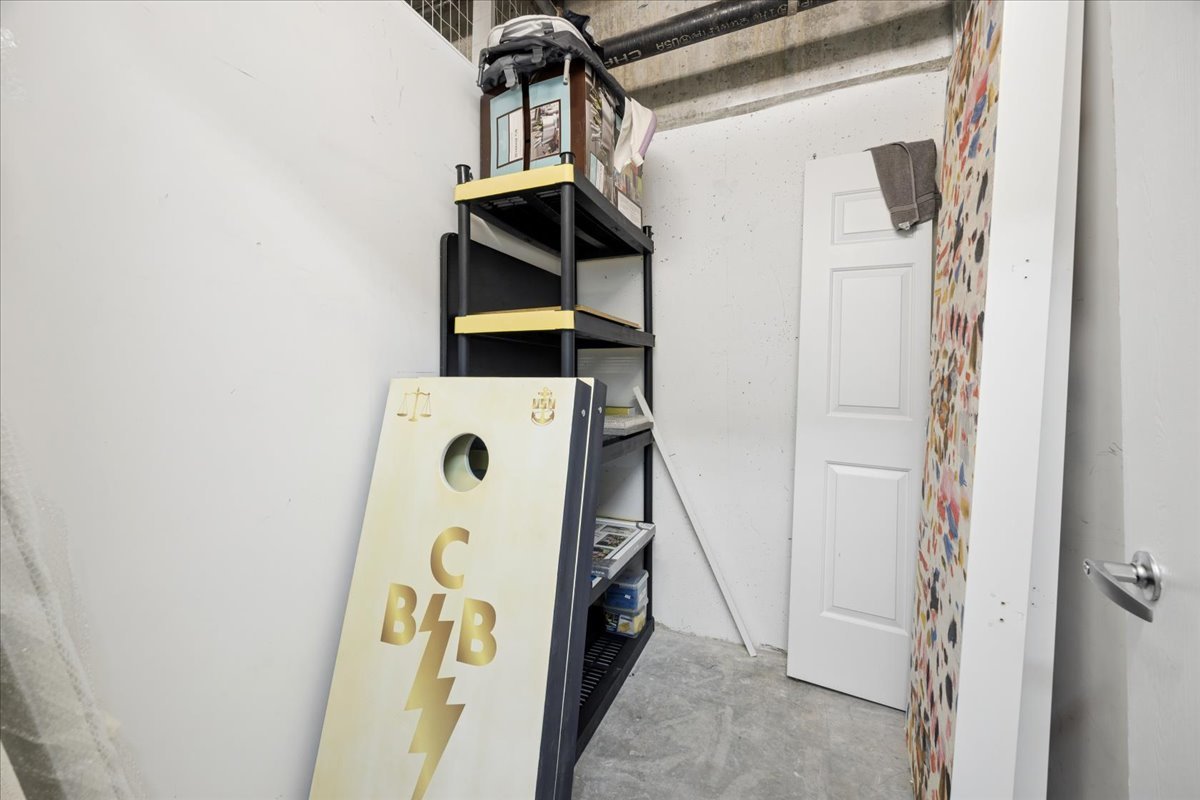 333 N Canal Street Unit: 3604