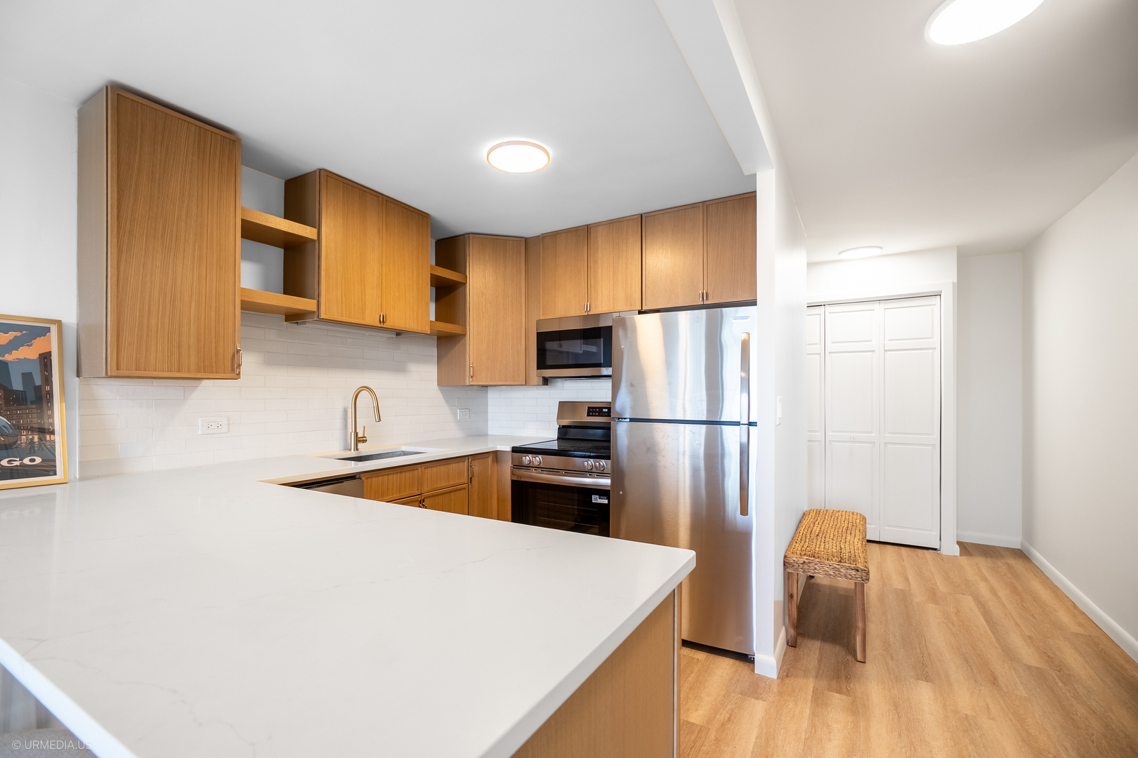 1030 N STATE Street Unit: 11M