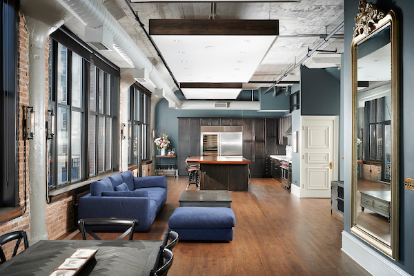 333 W HUBBARD Street Unit: 610-611