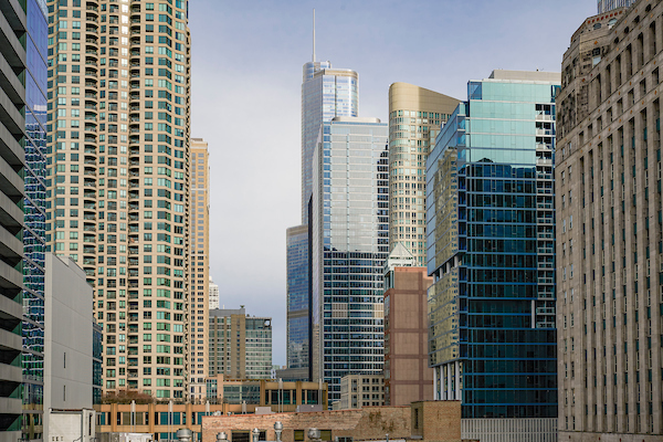 333 W HUBBARD Street Unit: 610-611
