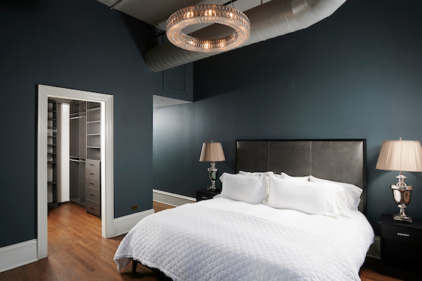 333 W HUBBARD Street Unit: 610-611