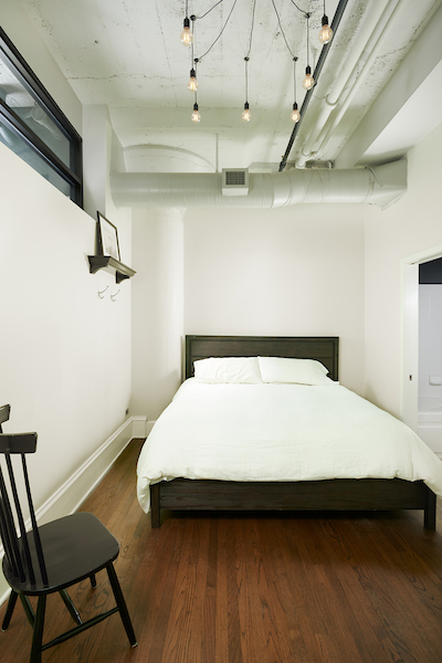 333 W HUBBARD Street Unit: 610-611