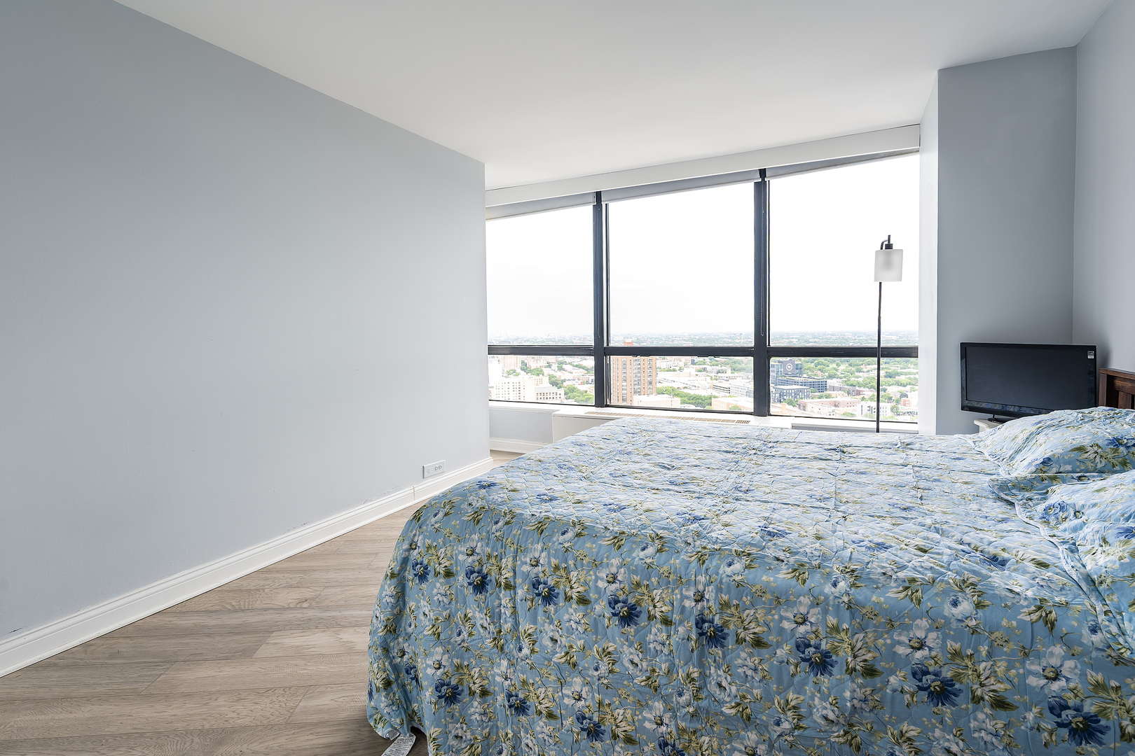 5415 N SHERIDAN Road Unit: 3611