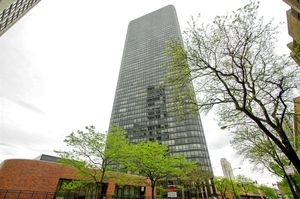 5415 N SHERIDAN Road Unit: 3611