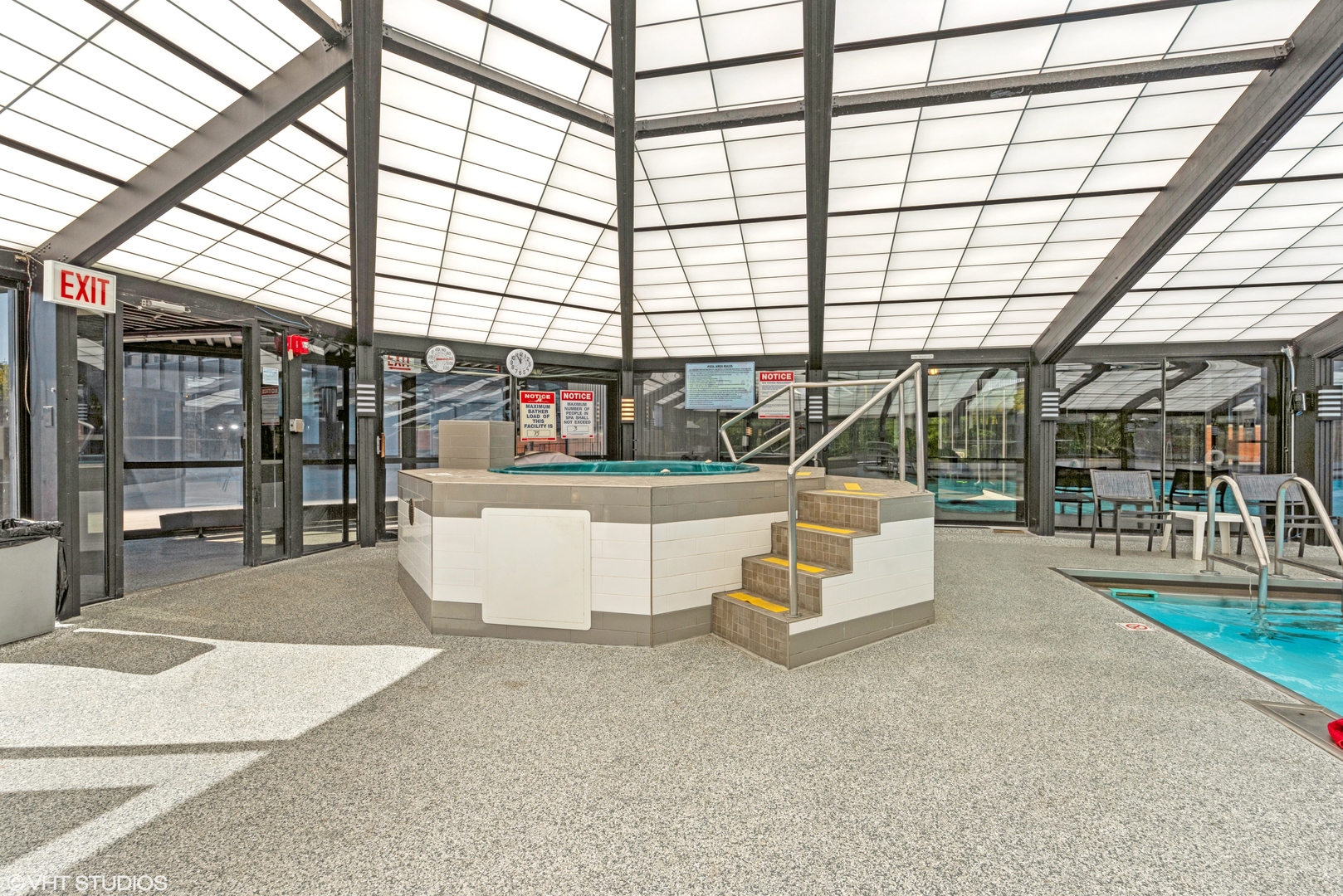 5415 N SHERIDAN Road Unit: 3611