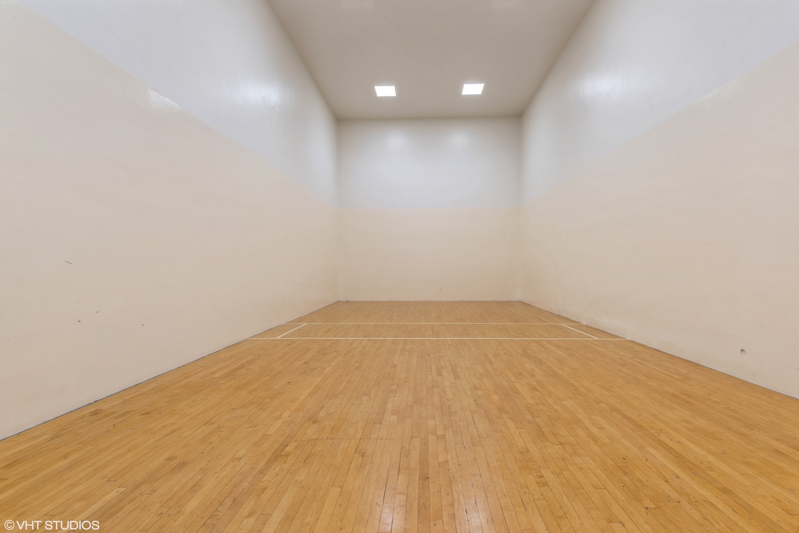 5415 N SHERIDAN Road Unit: 3611