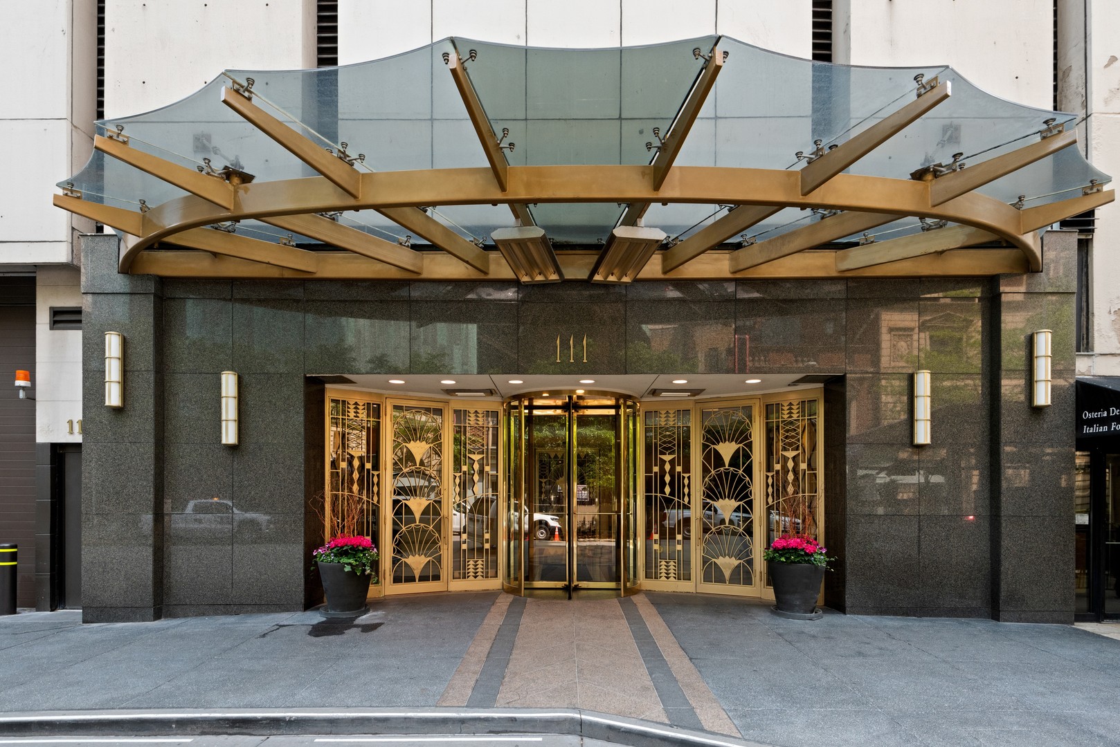 111 E Chestnut Street Unit: 16J