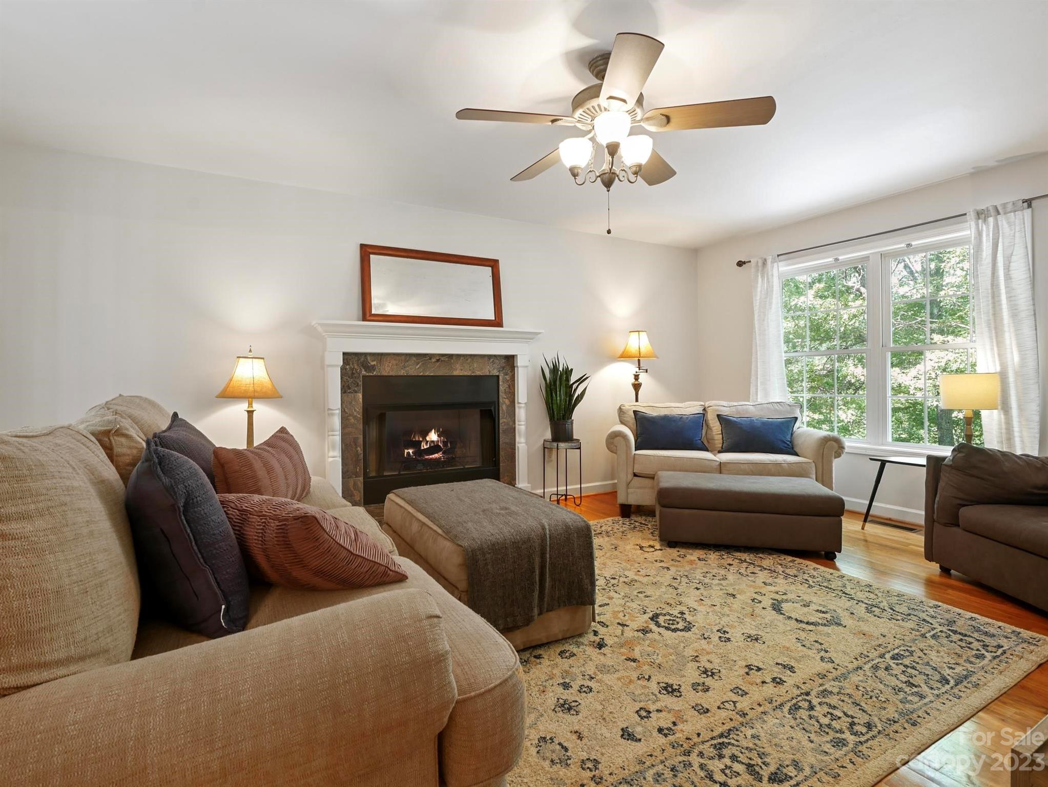 25 Falcon Crest Drive