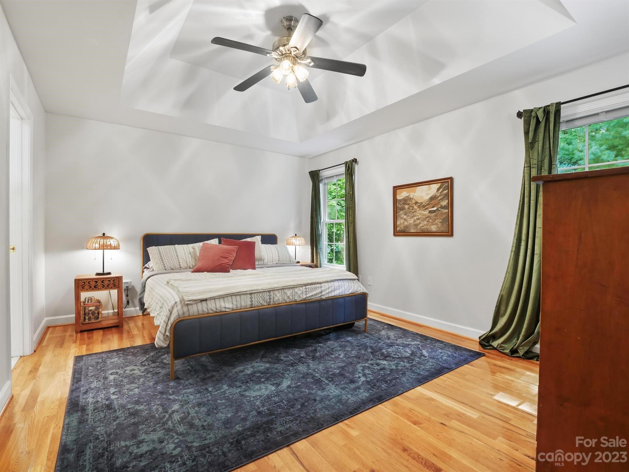 25 Falcon Crest Drive